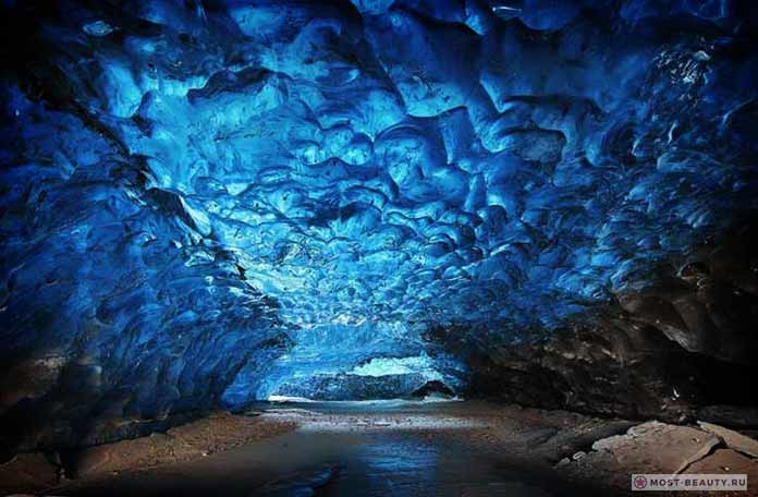 Ледяные пещеры Менденхолла
