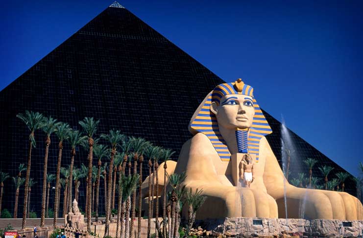 Гостиница-пирамида Луксор