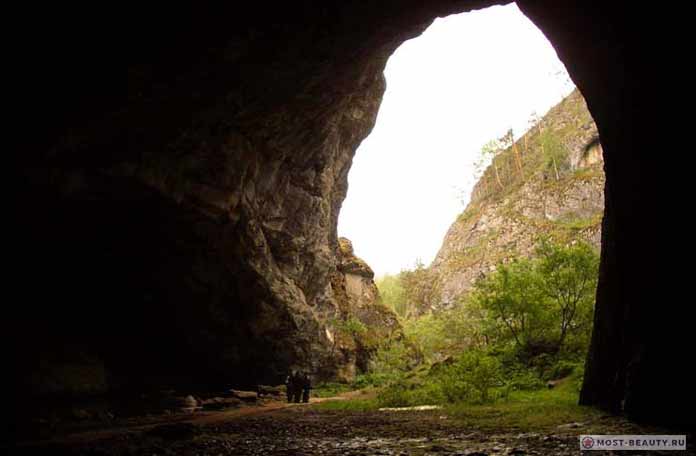 Самые красивые пещеры: Каповая