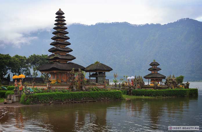 15 самых красивых достопримечательностей Индонезии: Факты, Фото, Описание