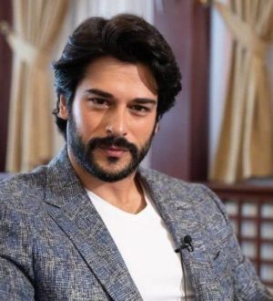 ТОП-15 самых красивых турецких актеров