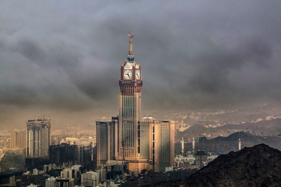 Королевская часовая башня Абрай Аль-Баит-Мекка: Мекка, Саудовская Аравия